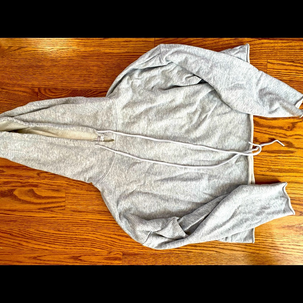 Alo Yoga Gray Pullover